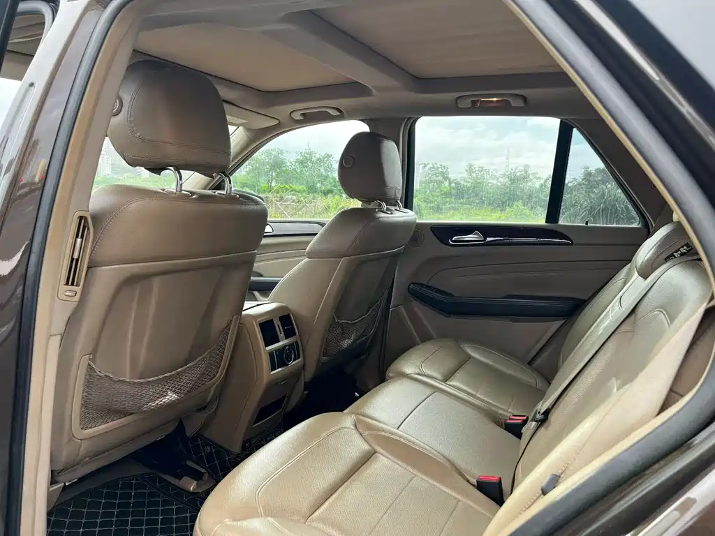 Mercedes-Benz M 2012 ML 350