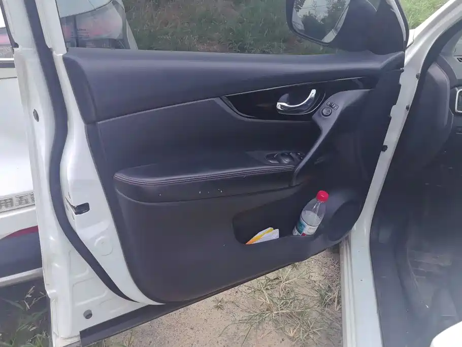 Nissan Qashqai — миниатюра 7