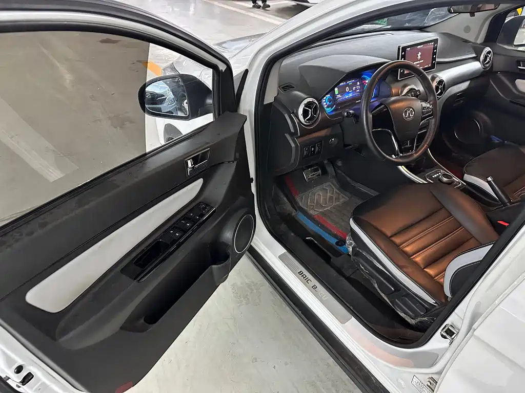 BAIC New Energy EC5 — миниатюра 9