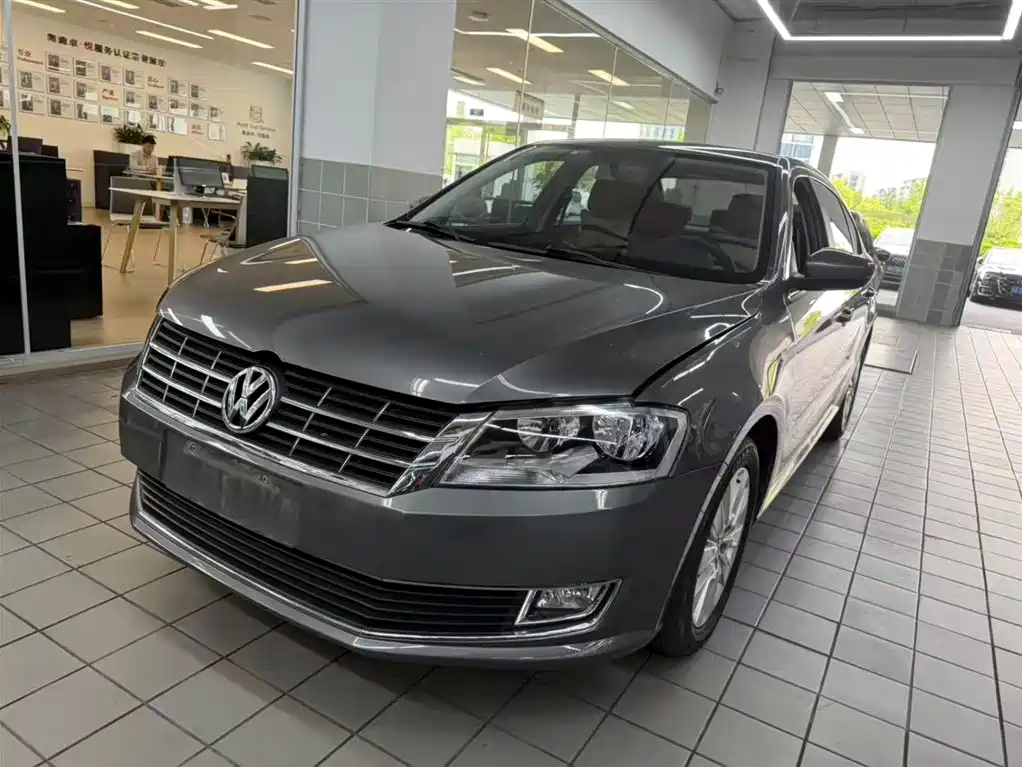 Volkswagen Lavida 2014