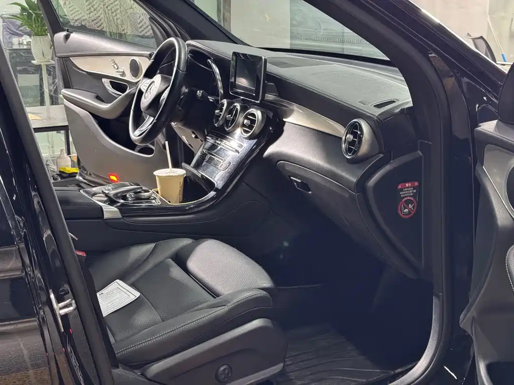 Mercedes-Benz GLC — миниатюра 14
