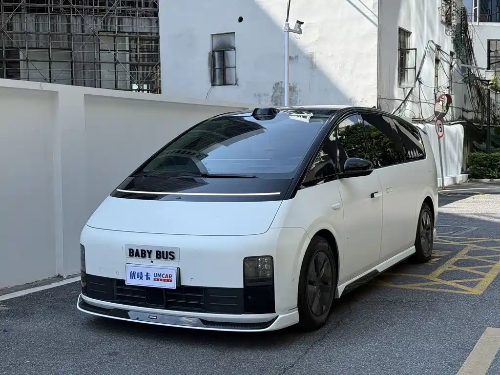 Li Auto Li MEGA