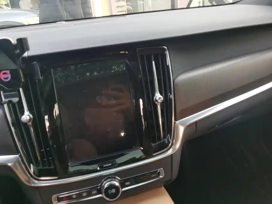 Volvo V90 — миниатюра 13
