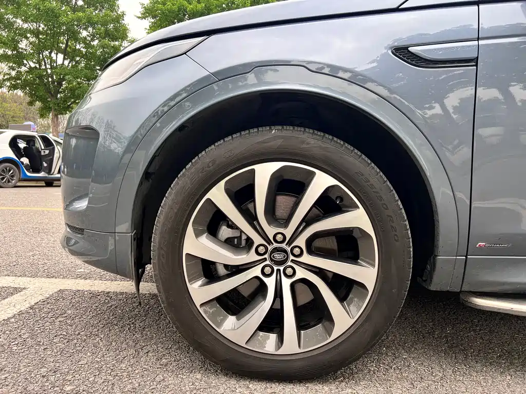 Land Rover Discovery Sport — миниатюра 8