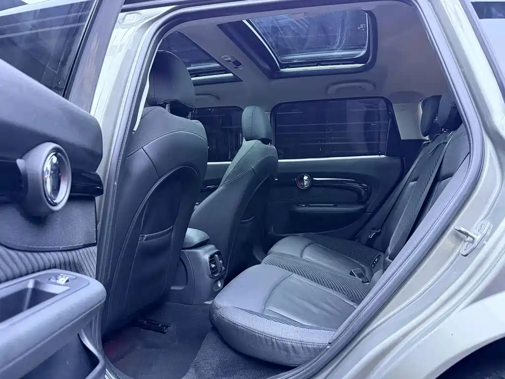 MINI Mini Clubman — миниатюра 19
