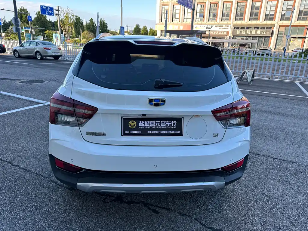 Geely Vision S1 — миниатюра 8