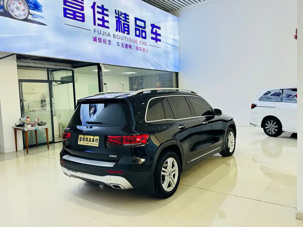 Mercedes-Benz GLB — миниатюра 5