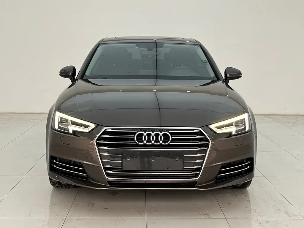 Audi A4L 2018