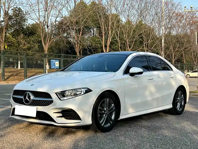 MERCEDES-BENZ A CLASS