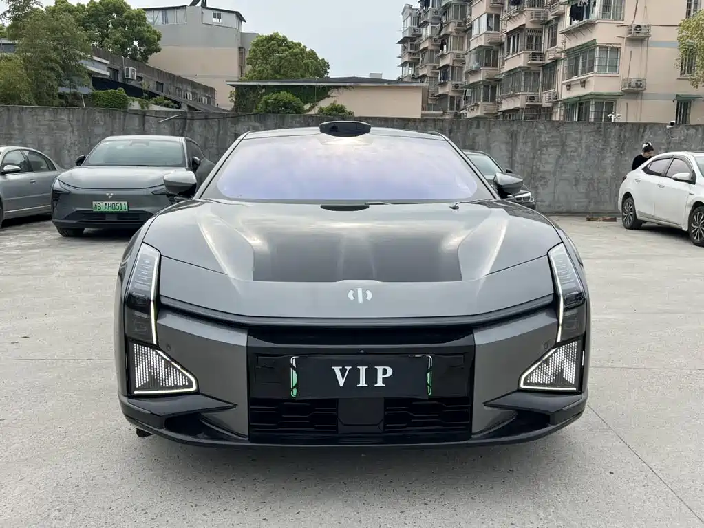 HiPhi HiPhi Z 2023 мест