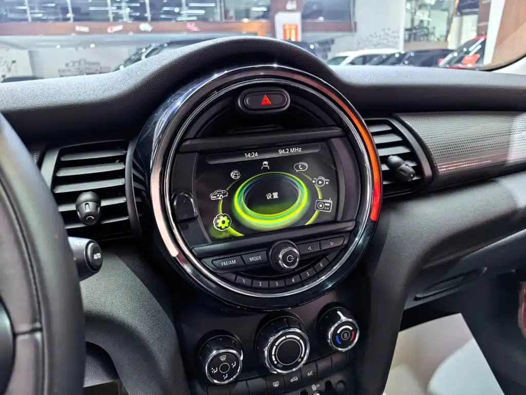 MINI Mini — миниатюра 10