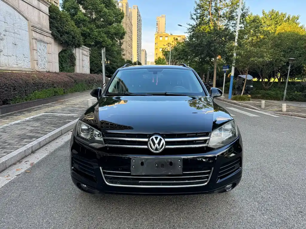 Volkswagen Touareg — миниатюра 2