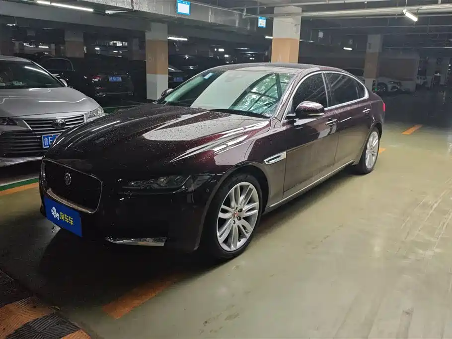 Купить Jaguar XFL