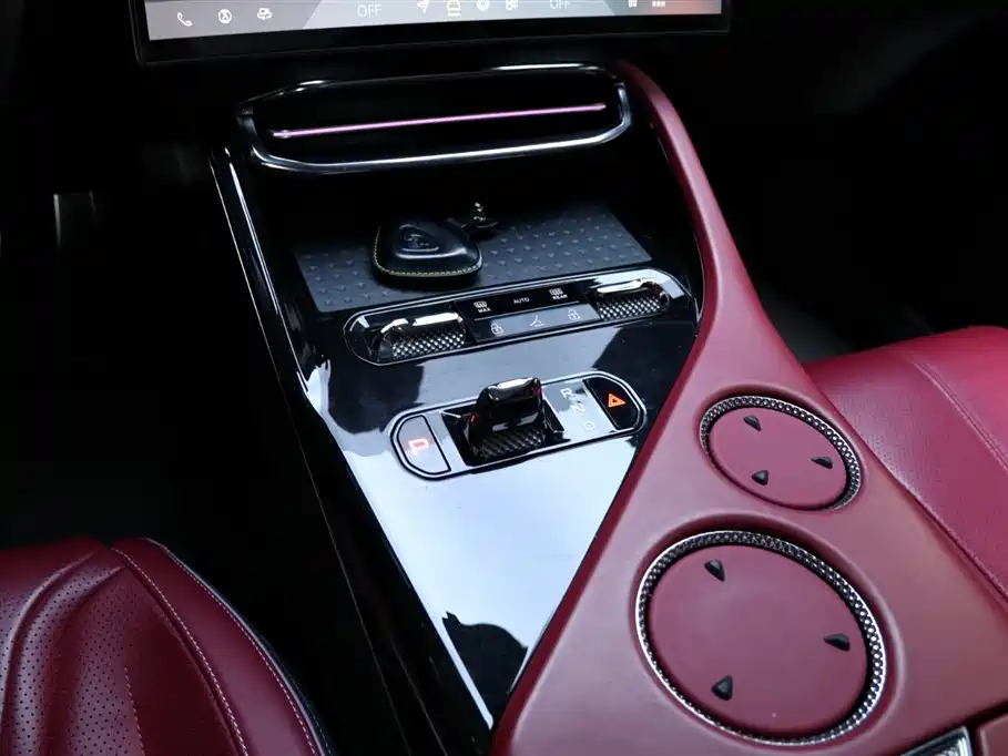 LOTUS SPORTS CAR ELETRE