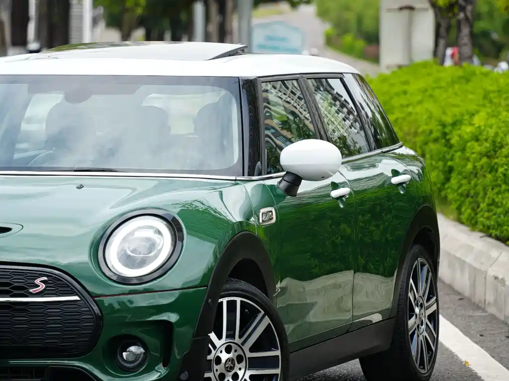 MINI Mini Clubman — миниатюра 4