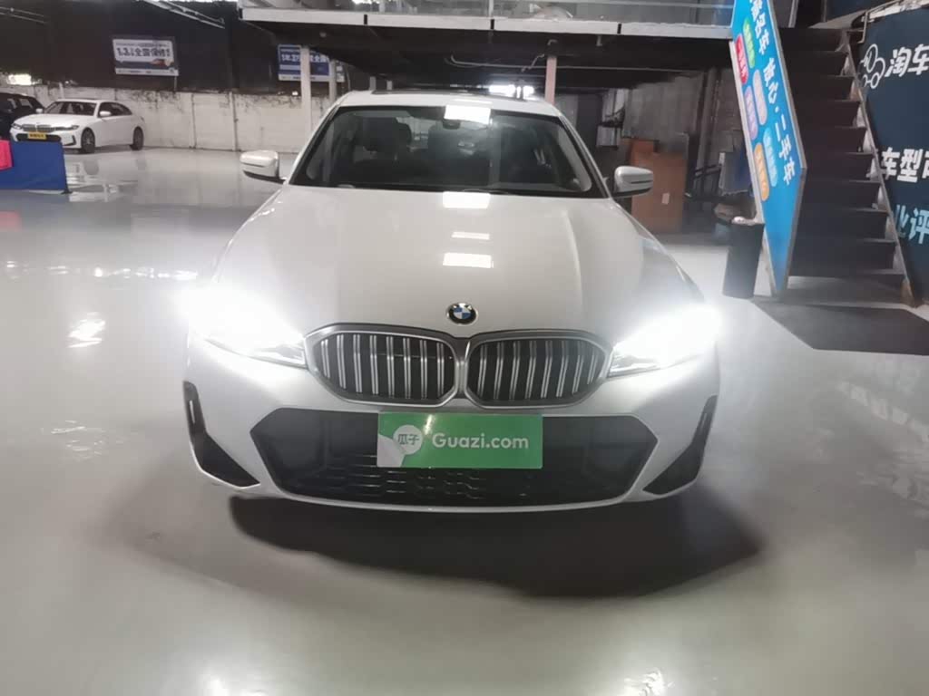 BMW 3 Series 2.0 л 2024 г. Белый, пробег 38400 км