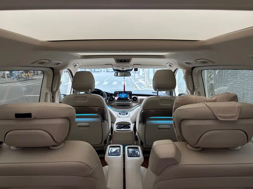 MERCEDES-BENZ V CLASS