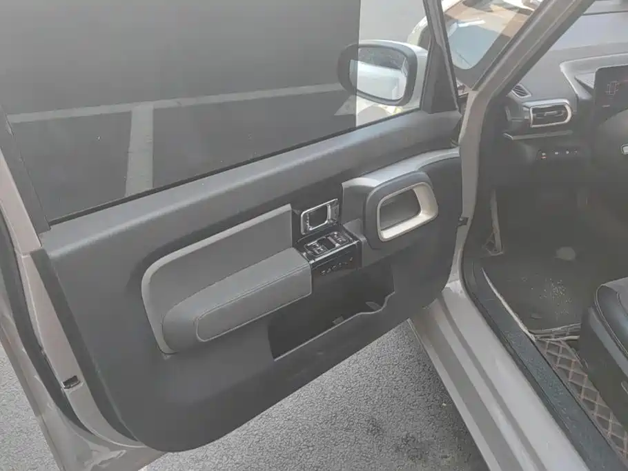 Baojun KiWi EV — миниатюра 6