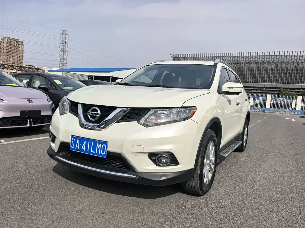 Nissan X-Trail 2015