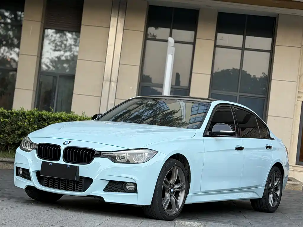 BMW 3 SERIES