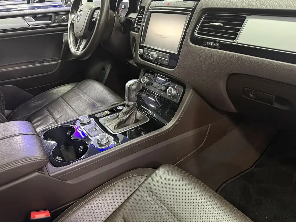 Volkswagen Touareg — миниатюра 4