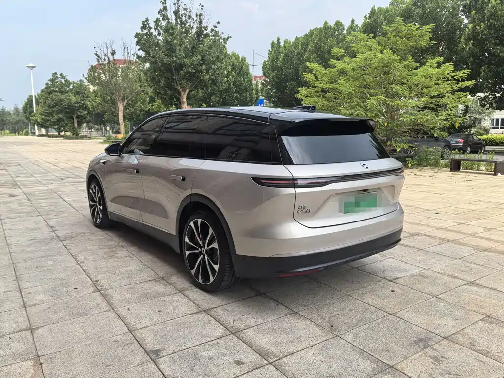 NIO ES8 2023 100kWh