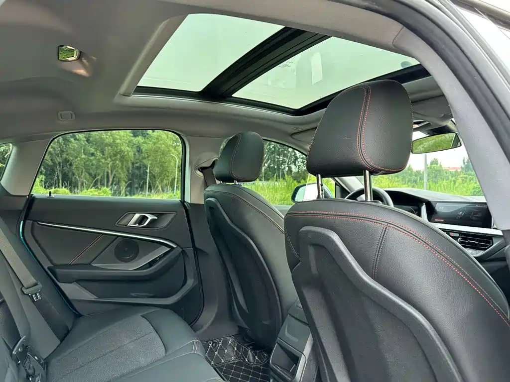 BMW 2 Series (Import) — миниатюра 20