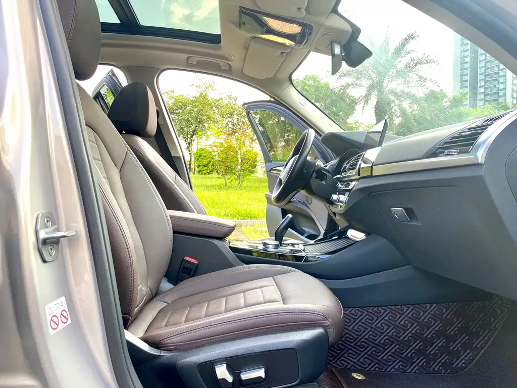 BMW X3 — миниатюра 15