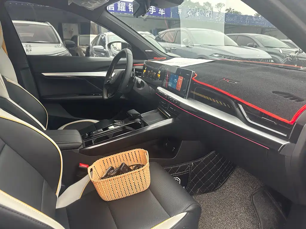 MG 5 2022 1.5T Luxury