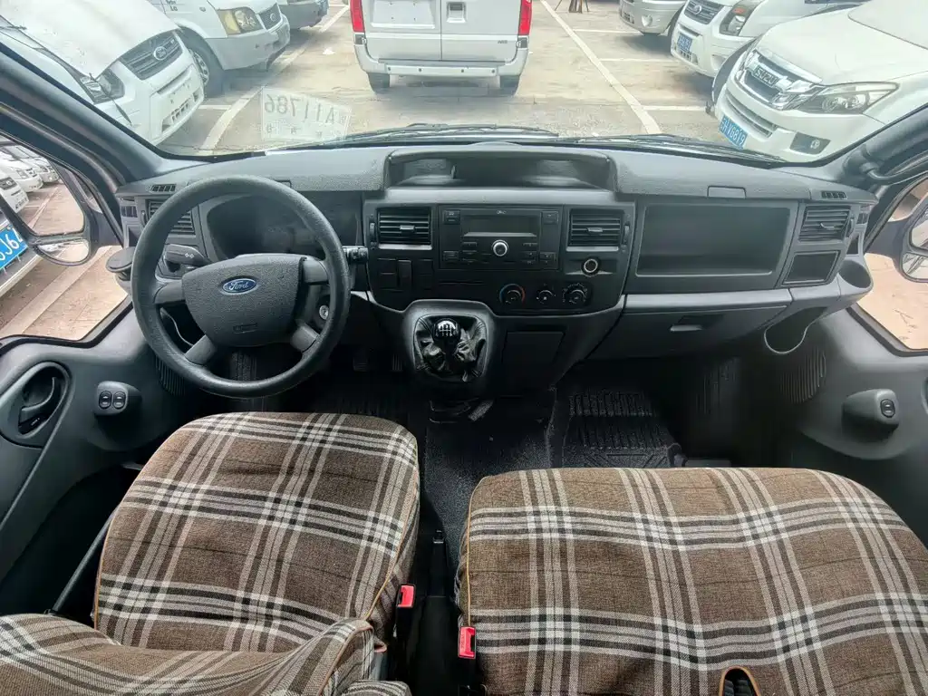 Ford Transit Custom — миниатюра 5