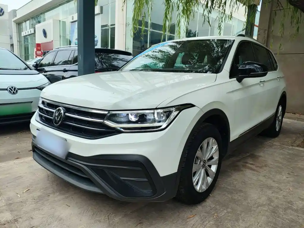 Volkswagen Tiguan L