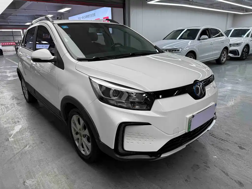 BAIC New Energy EC5 — миниатюра 3