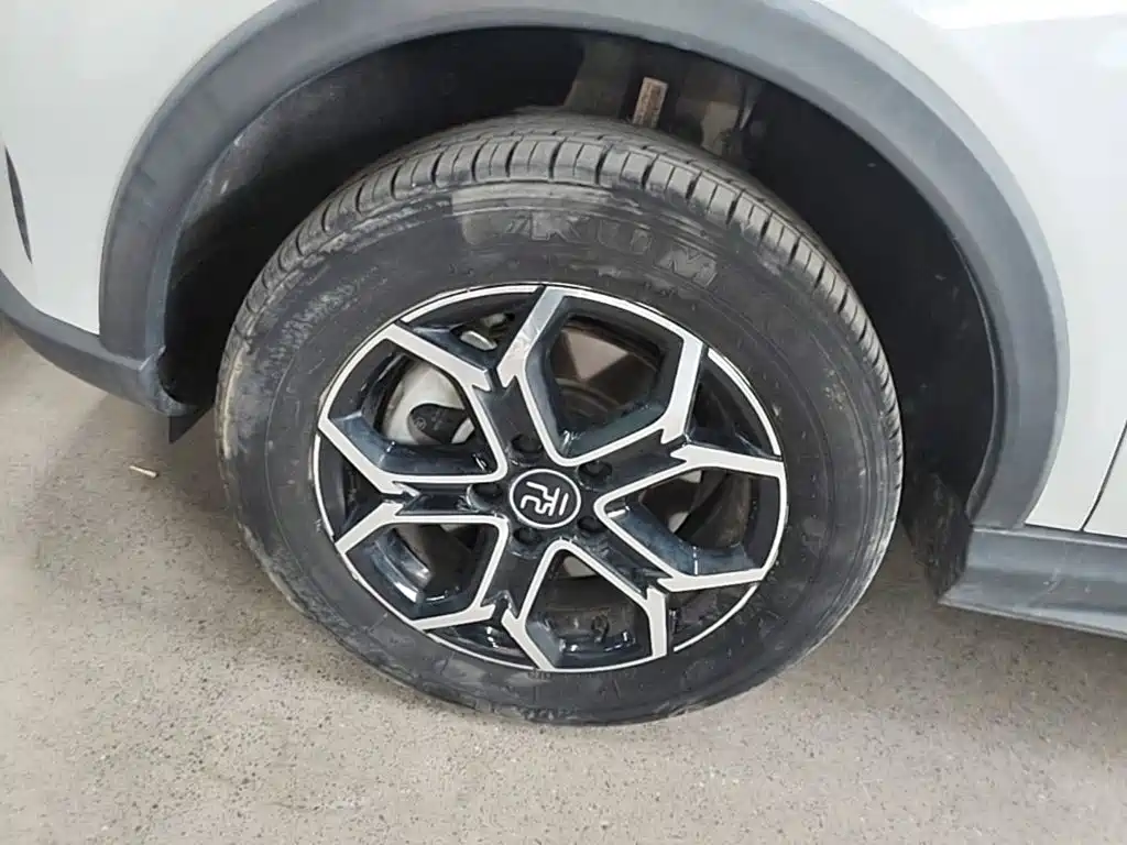 BYD Yuan Pro — миниатюра 23