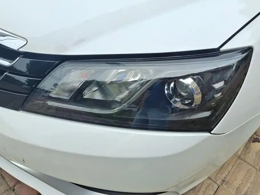 Geely Emgrand — миниатюра 5