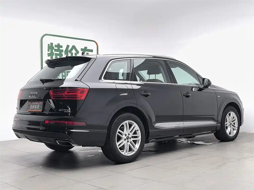 Audi Q7 2016 40 TFSI S line Sport
