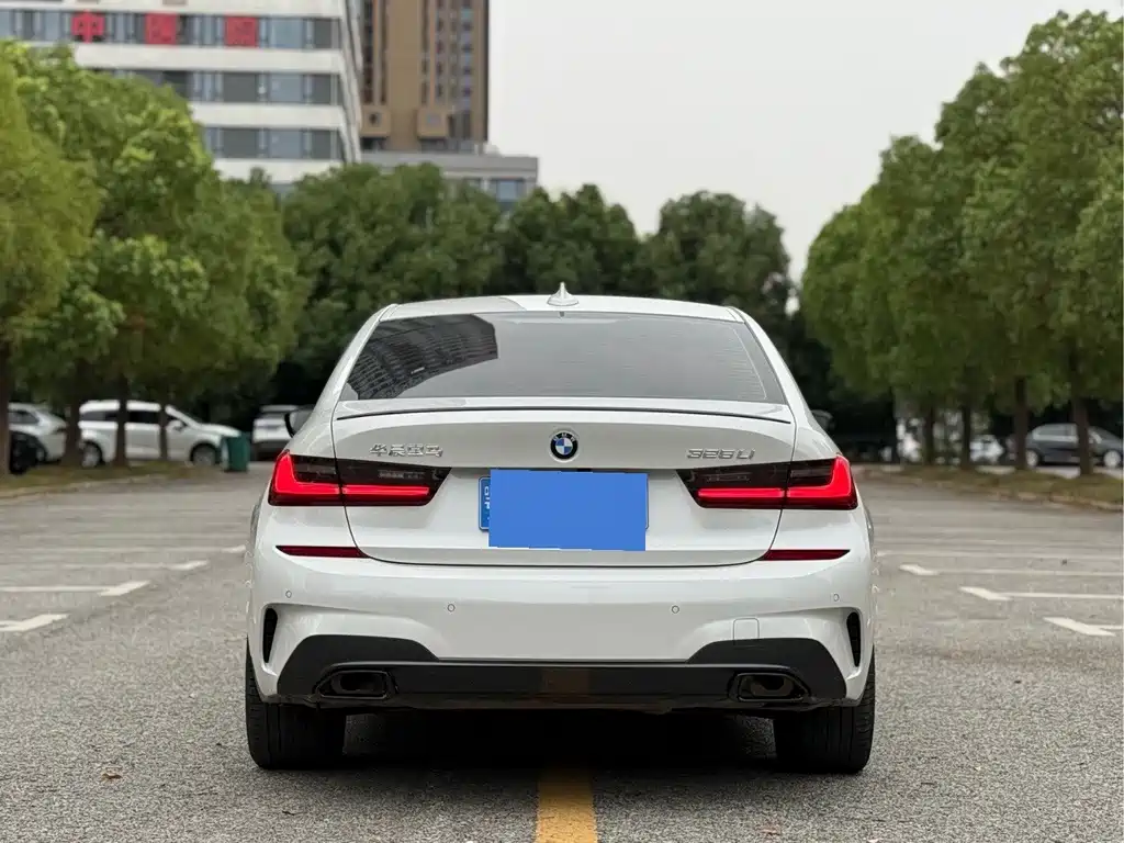 BMW 3 Series — миниатюра 12