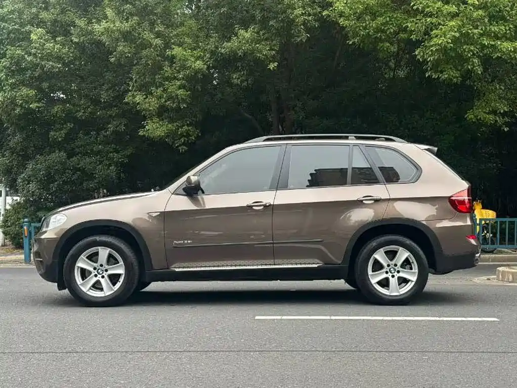 BMW X5 (Import) — миниатюра 4