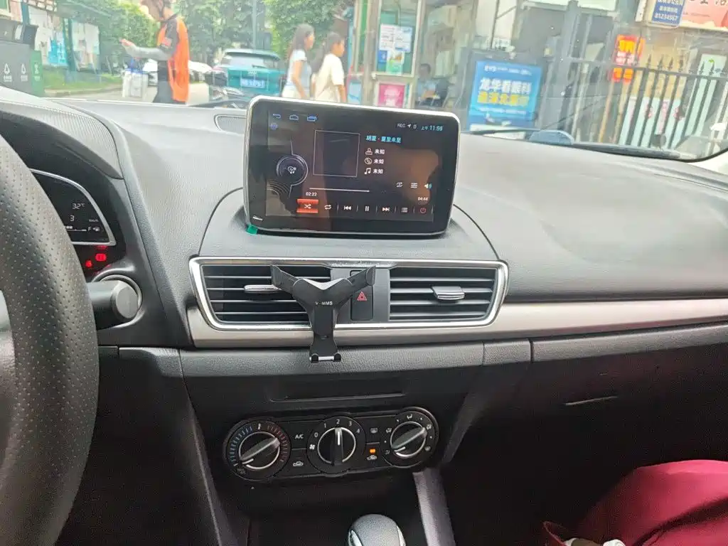 Mazda 3 Axela — миниатюра 9