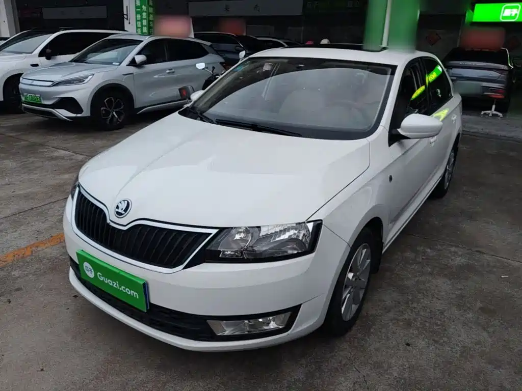 Skoda Rapid — миниатюра 2