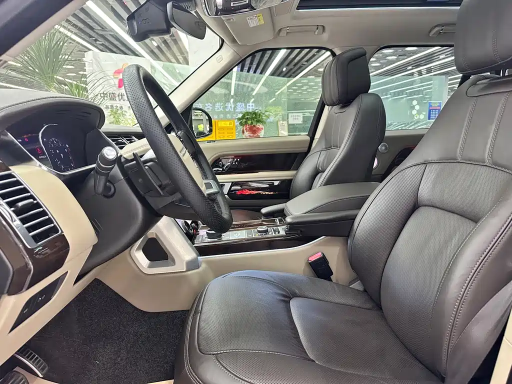 Land Rover Range Rover — миниатюра 7