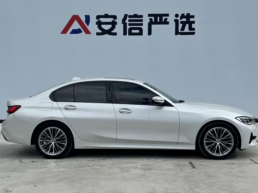BMW 3 Series — миниатюра 7