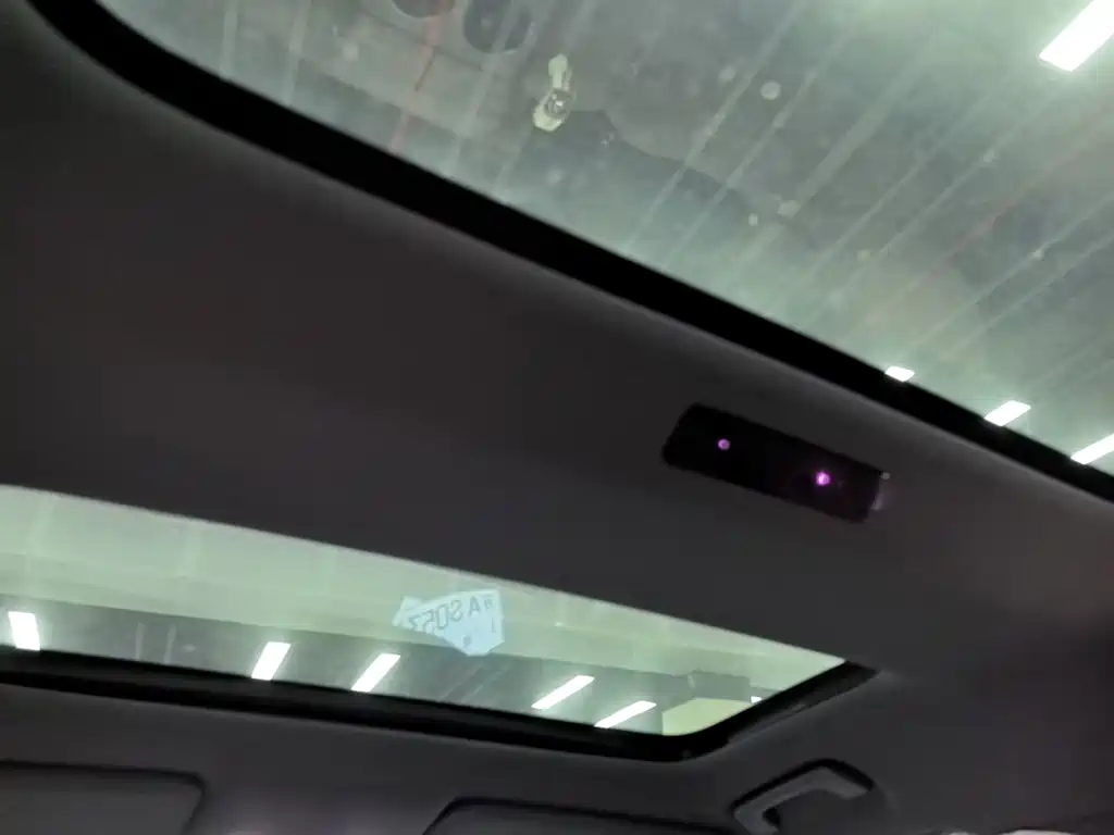 Li Auto Li L8 — миниатюра 18
