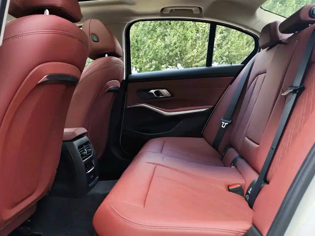 BMW 3 Series — миниатюра 3