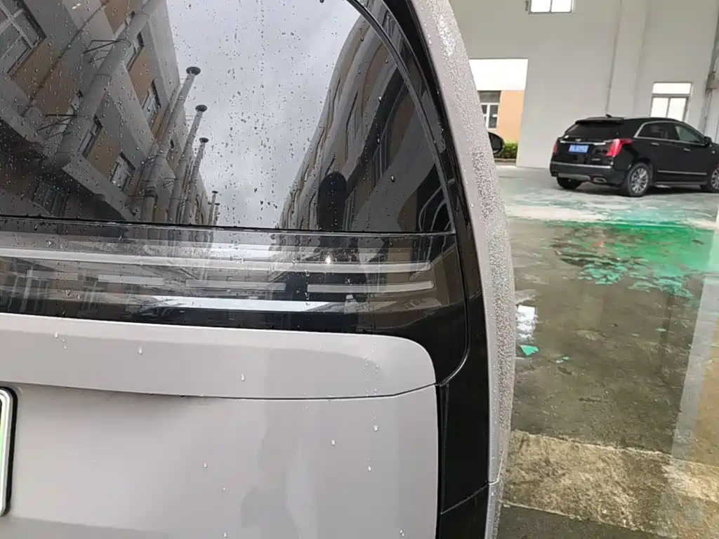 Li Auto Li MEGA — миниатюра 8