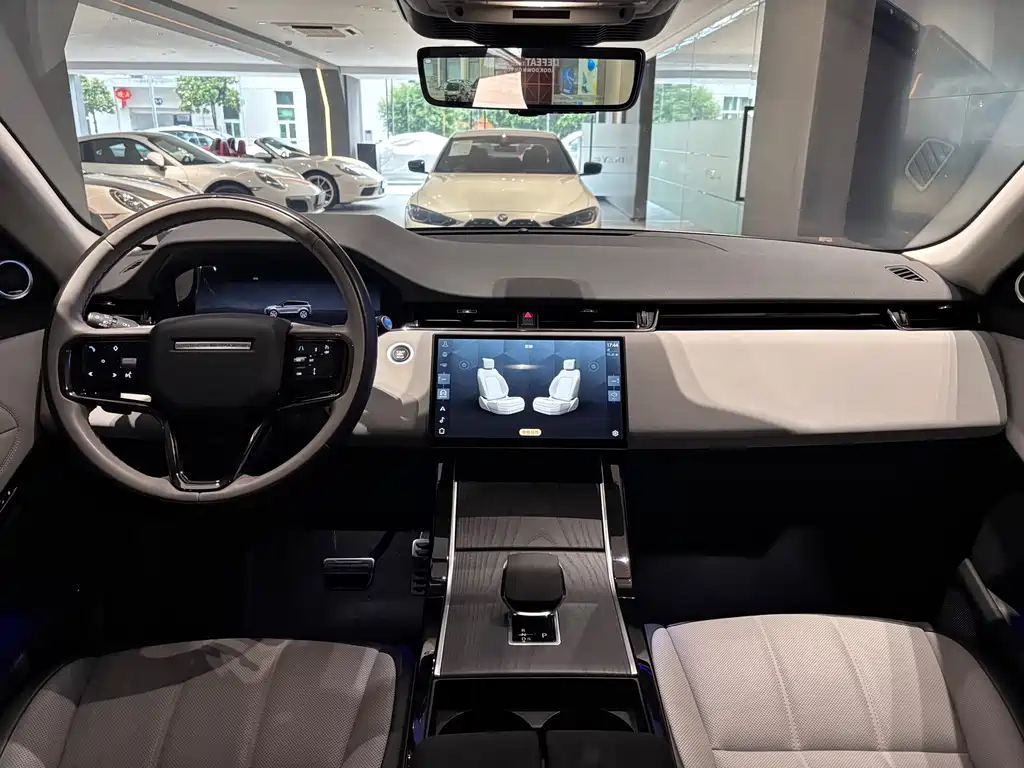 Land Rover Range Rover Evoque 2024 L SE
