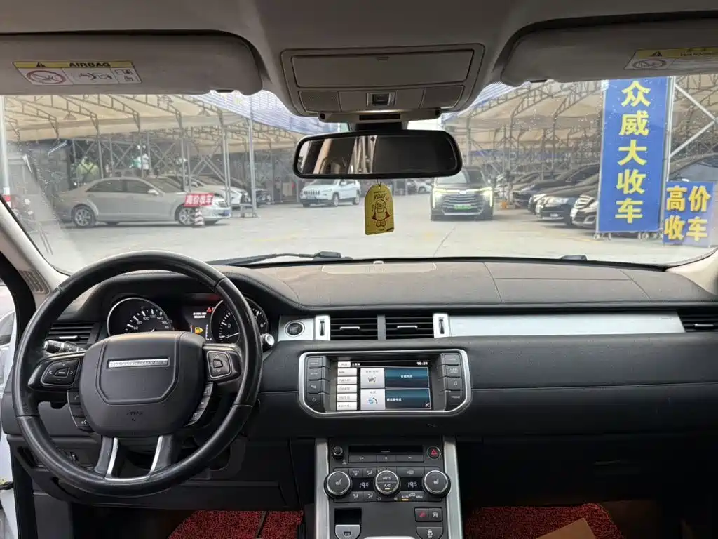 Land Rover Evoque — миниатюра 9