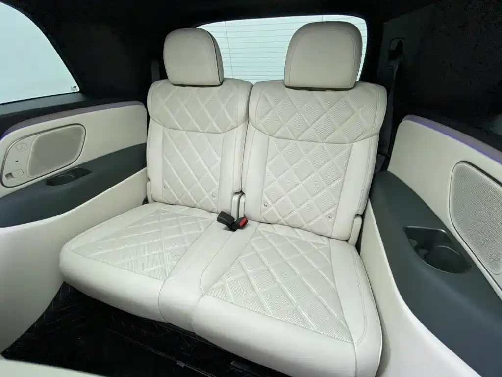 Li Auto Li L9 — миниатюра 17