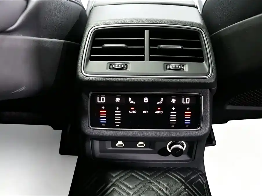 Audi A6L — миниатюра 14