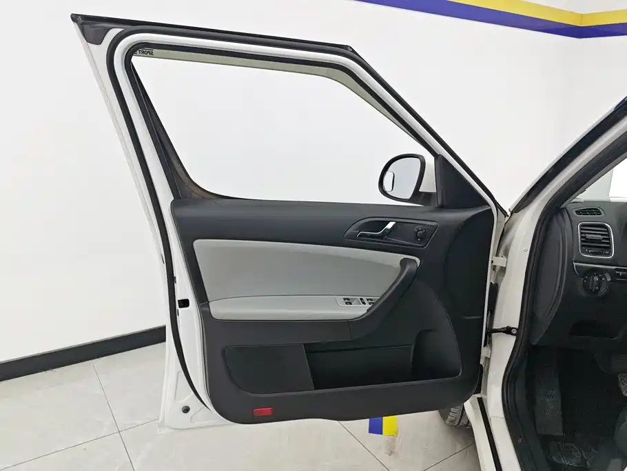 Skoda Yeti — миниатюра 7