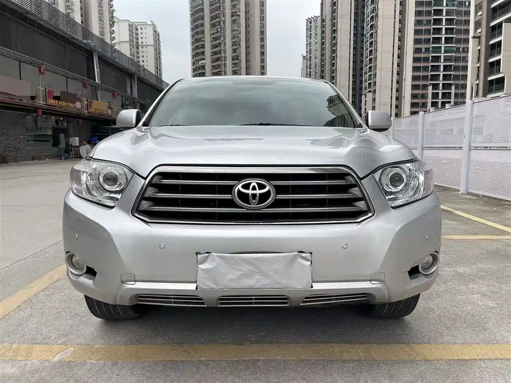 Toyota Highlander 2009 2.7L 5 мест Sport